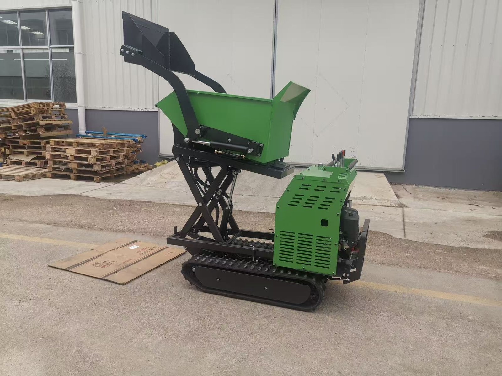 0610CSC Tracked Utility Vehicle with Large Shovel, Lifting Platform & Standing Deck: Ultimate All-Terrain Workhorse