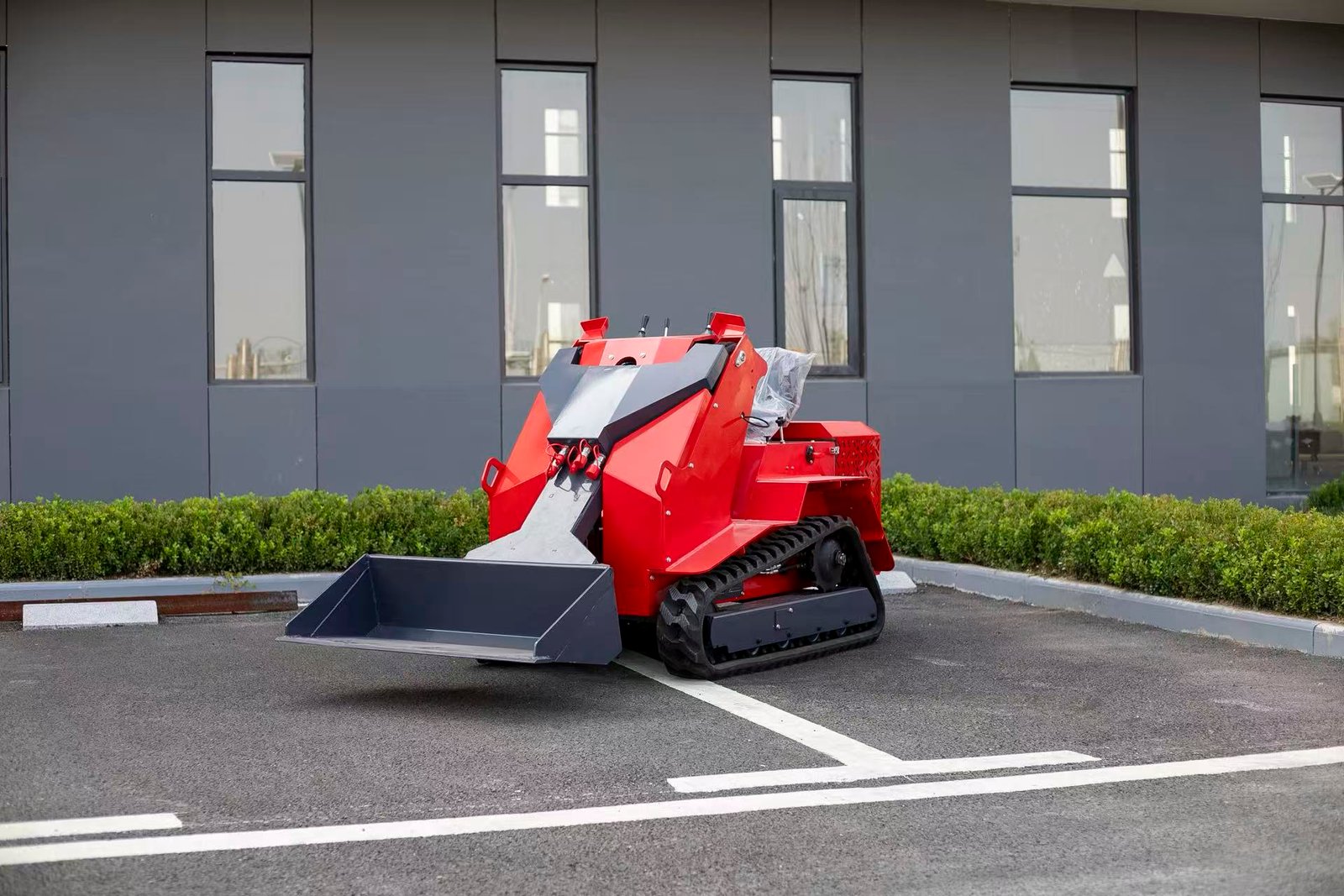 490 Twin-Cylinder Tracked Skid Steer Loader Optimized Performance for Demanding Tasks