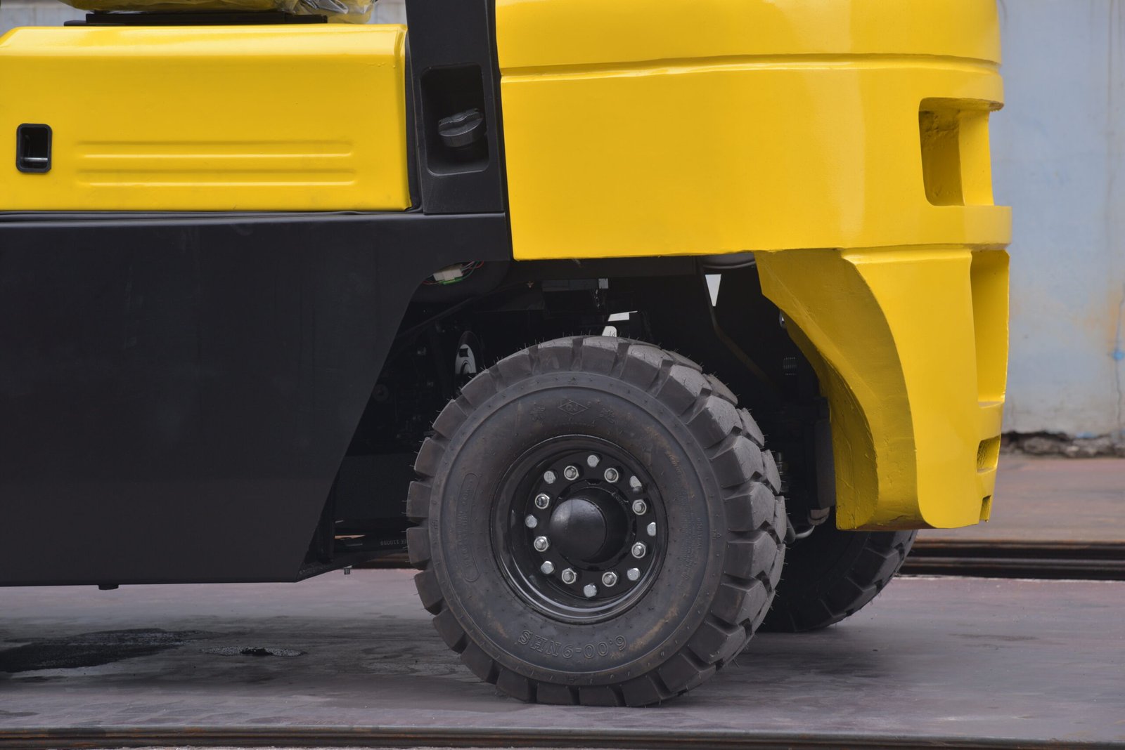 KL-CPCD50 Diesel Forklift: Robust 5-Ton Performance for Demanding Applications - 图片 4