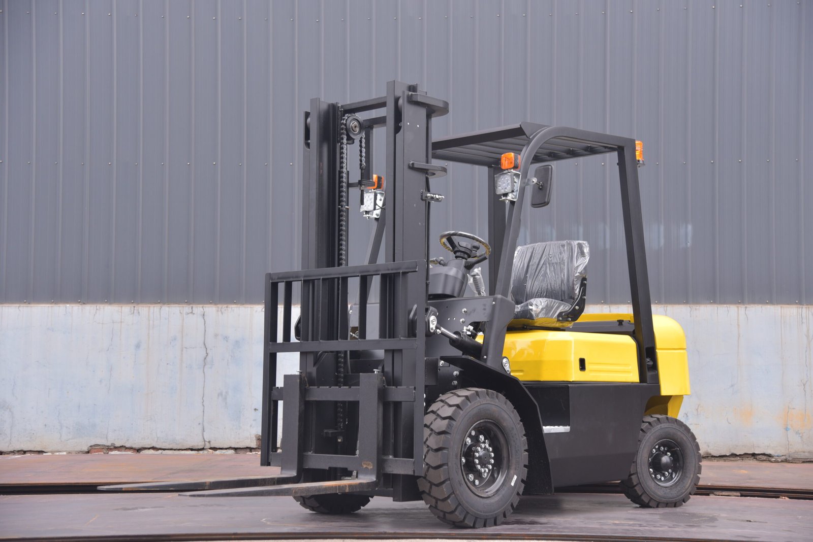 KL-CPCD50 Diesel Forklift: Robust 5-Ton Performance for Demanding Applications