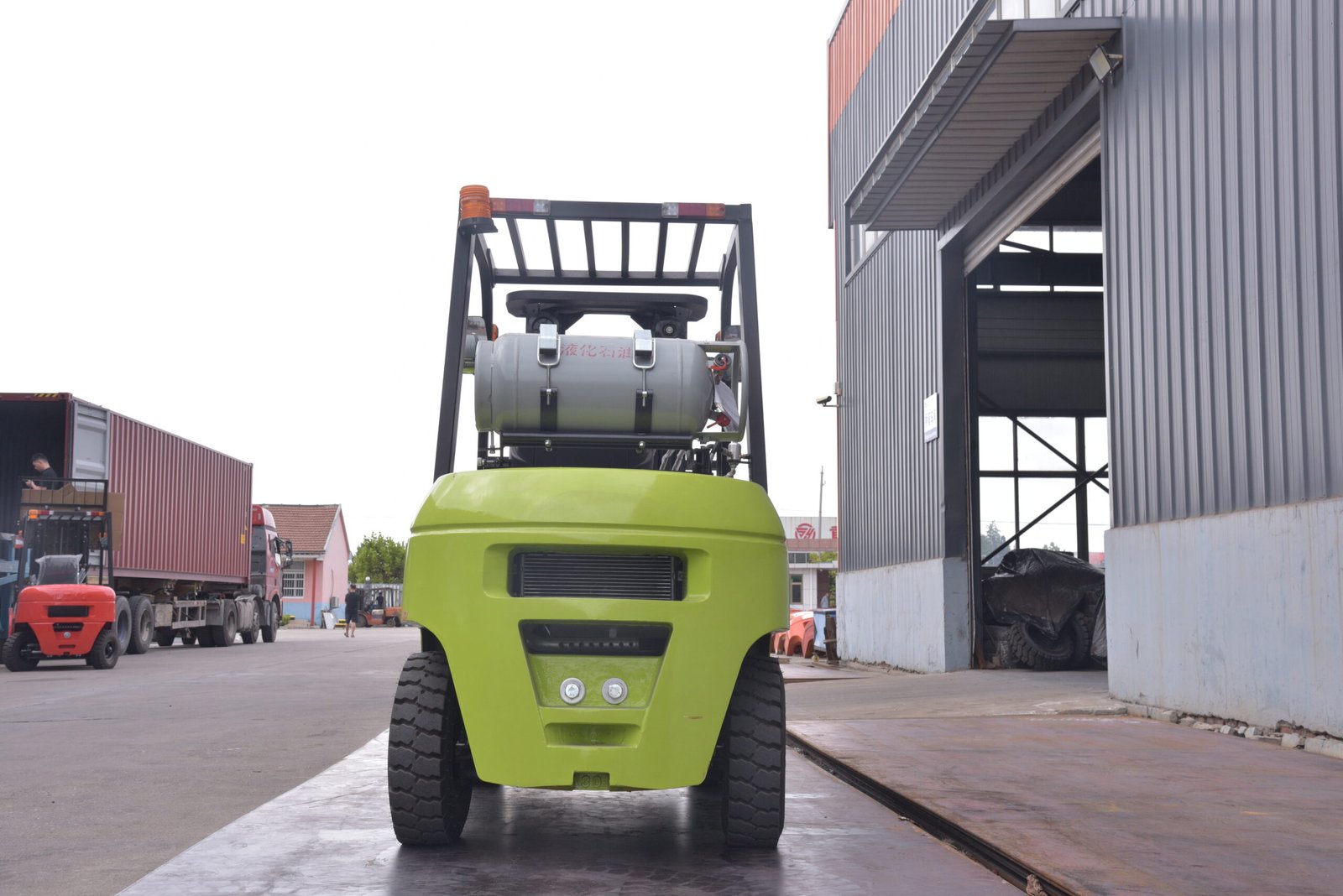 KL-CPCG25 LPG Forklift: Clean and Efficient 2.5-Ton Material Handling Solution - 图片 2