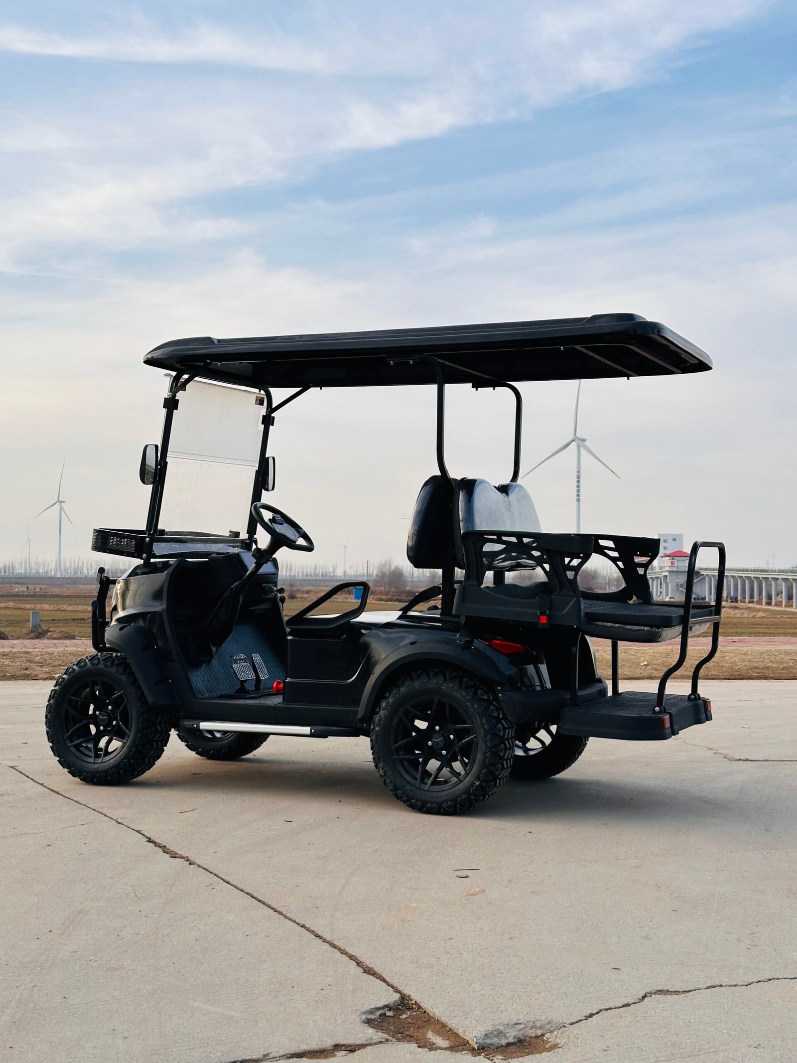 VR-B2+2 4-Seater Electric Golf Cart Perfect Balance of Space and Efficiency - 图片 3