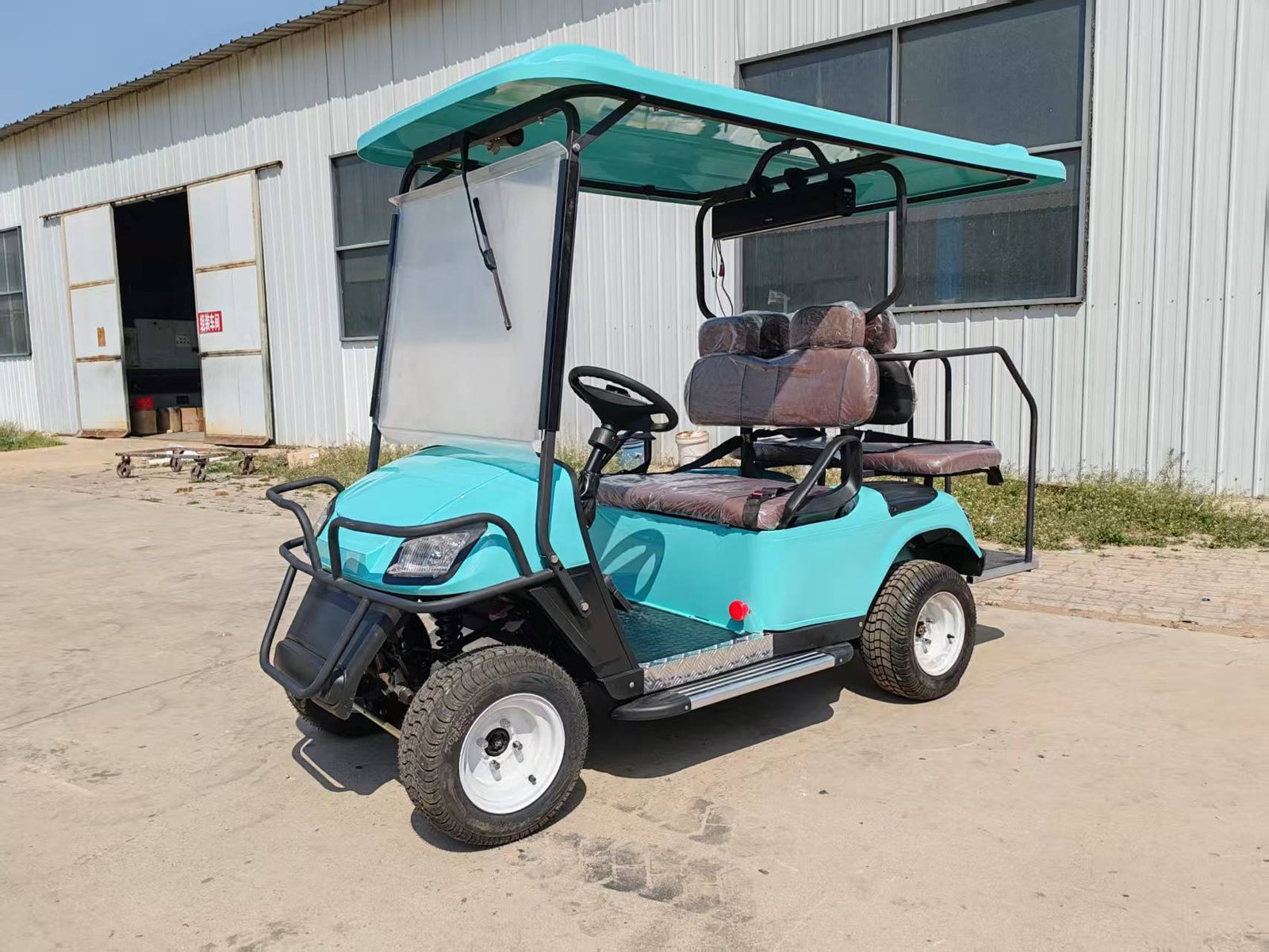 A2+2 4-Seater Electric Golf Cart – Efficient, Spacious Eco-Friendly